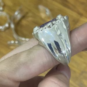 Cuadrado piedra grande, bolitas